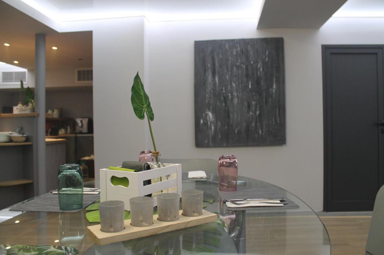 Family Hotel Central Шумен Екстер'єр фото
